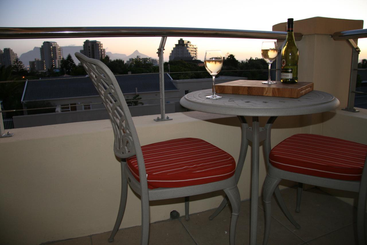 Freshhh Apartment Bloubergstrand Exterior photo